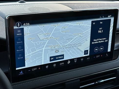 New 2025 Lincoln Corsair Premiere w/ Equipment Group 101A image 18