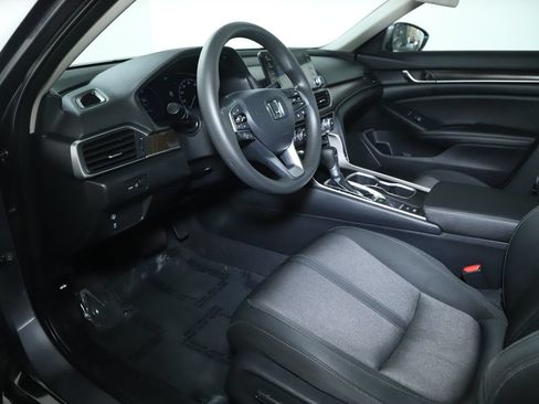 Used 2020 Honda Accord EX image 17