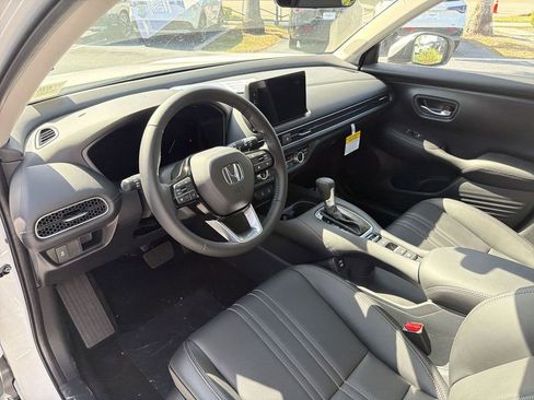 New 2026 Honda HR-V EX-L image 24