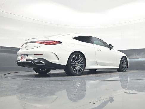 Used 2024 Mercedes-Benz CLE 300 4MATIC Coupe image 22