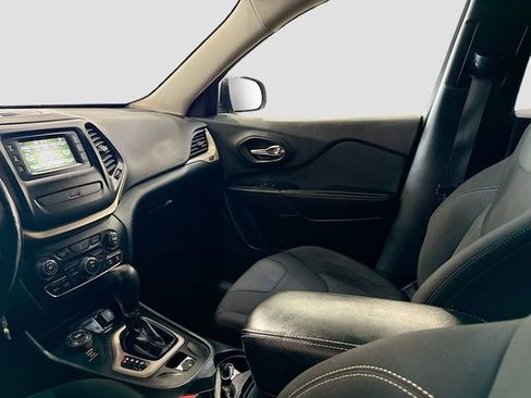 Used 2016 Jeep Cherokee Latitude image 20