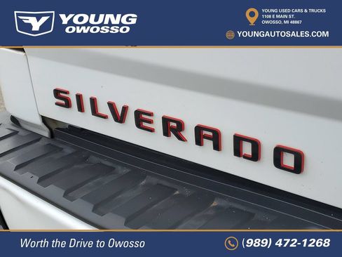 Used 2017 Chevrolet Silverado 1500 LT w/ Redline Edition AWD/4WD image 29