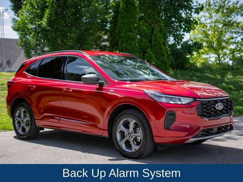 Used 2024 Ford Escape ST-Line w/ Tech Pack #1 AWD/4WD image 3