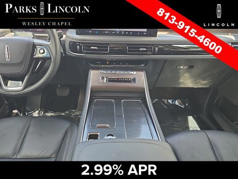 Certified 2025 Lincoln Aviator Reserve w/ Illumination Package RWD image 13