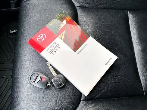 Used 2016 Toyota Tundra SR5 image 14