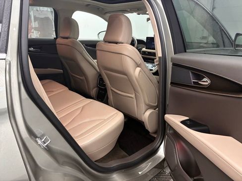 Used 2023 Lincoln Nautilus Reserve image 29