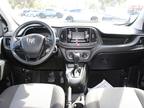 Used 2021 RAM ProMaster City Tradesman FWD image 11