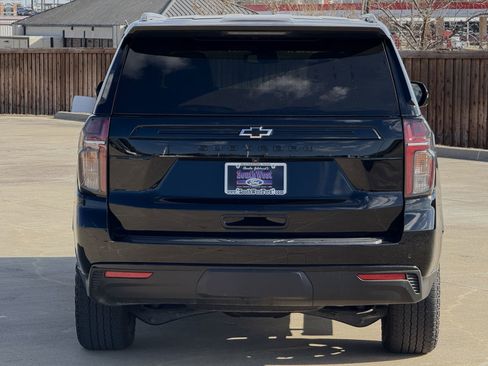 Used 2024 Chevrolet Suburban Z71 w/ Luxury Package image 6