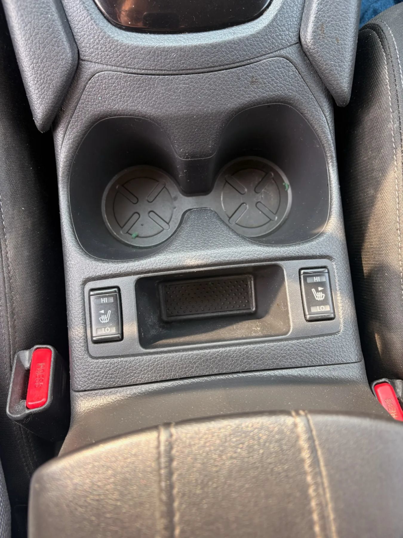 Used 2017 Nissan Rogue SV FWD image 26