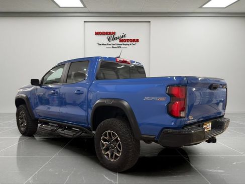 Used 2025 Chevrolet Colorado ZR2 w/ Technology Package AWD/4WD image 5