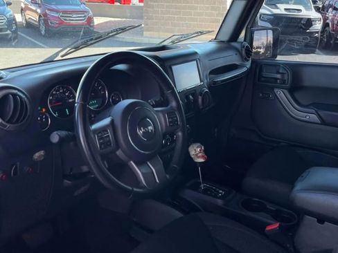 Used 2017 Jeep Wrangler Unlimited Sport image 36