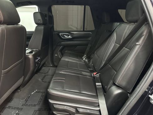 Used 2021 Chevrolet Tahoe RST w/ Luxury Package AWD/4WD image 21
