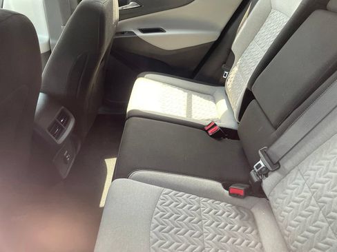 Used 2022 Chevrolet Equinox LT FWD image 5