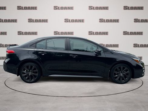 Used 2023 Toyota Corolla SE w/ Carpet Mat Package (TMS) FWD image 6