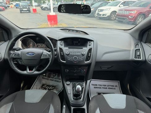 Used 2015 Ford Focus ST FWD image 21