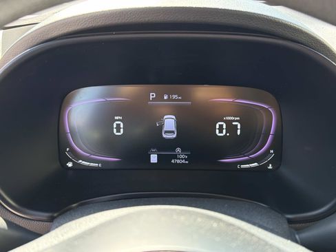 Used 2023 Kia Soul LX w/ Option Group 015 FWD image 18