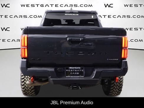 Used 2025 Toyota Tacoma Limited image 4