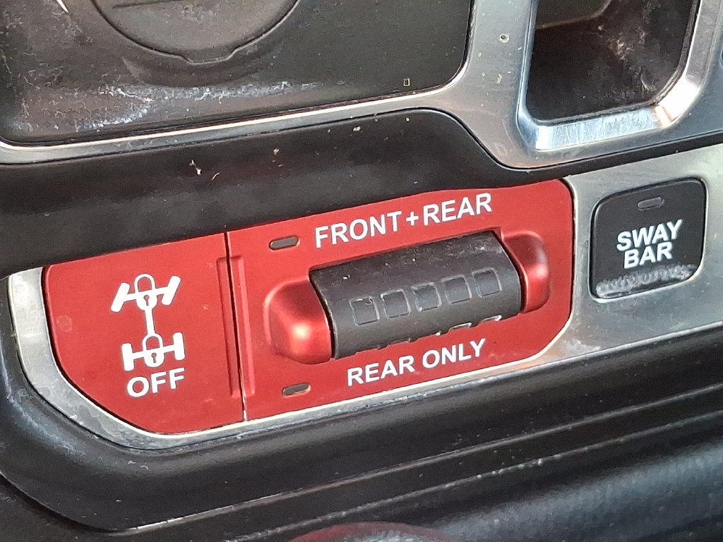 Used 2023 Jeep Wrangler Unlimited Rubicon 4xe w/ Cold Weather Group AWD/4WD image 28