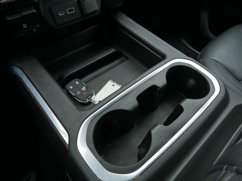 Used 2022 Chevrolet Silverado 1500 LT Trail Boss w/ LT Trail Boss Premium Package image 23