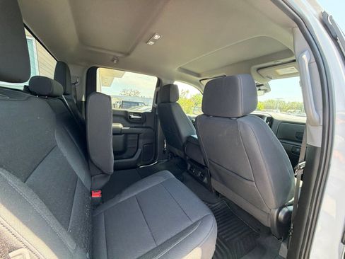 Used 2024 Chevrolet Silverado 1500 Custom Trail Boss AWD/4WD image 4
