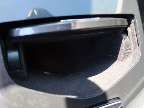 Used 2017 Maserati Ghibli image 32