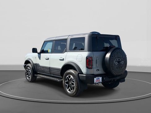 Certified 2024 Ford Bronco Outer Banks image 7