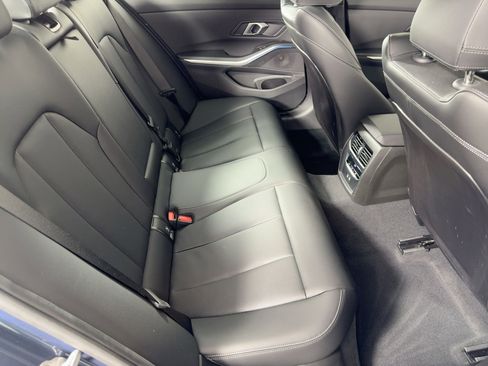 Certified 2025 BMW 330i Sedan image 29