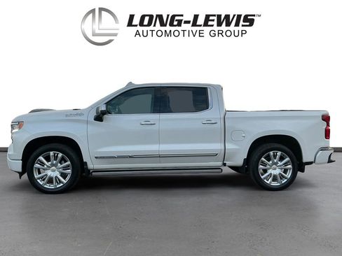 Used 2024 Chevrolet Silverado 1500 High Country image 2