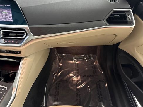 Certified 2023 BMW 430i Convertible w/ M Sport Package image 28