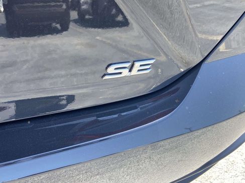 New 2026 Toyota Camry SE FWD image 11