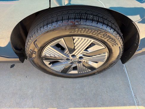 Used 2025 Nissan Murano SL image 9