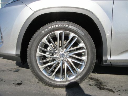 Used 2021 Lexus RX 450h AWD w/ Luxury Package image 18