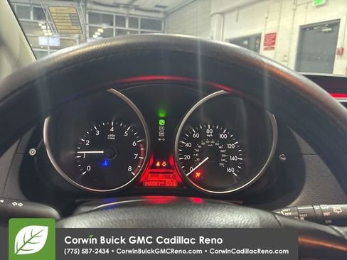 Used 2014 MAZDA MAZDA5 Sport image 31