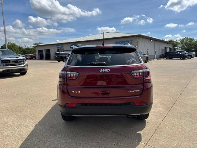 Used 2022 Jeep Compass Limited AWD/4WD image 6