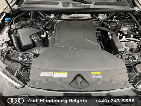 Certified 2025 Audi Q5 Premium w/ Convenience Package AWD/4WD image 16