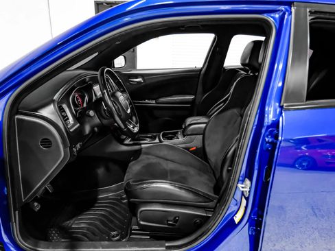 Used 2021 Dodge Charger Scat Pack RWD image 31