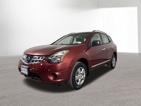 Used 2014 Nissan Rogue S w/ Convenience Package image 2