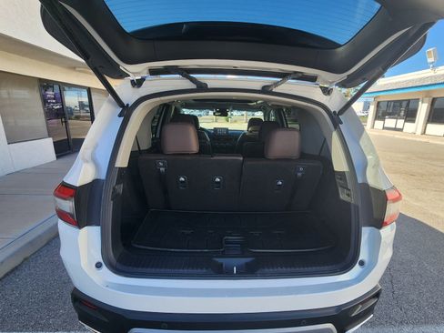 Certified 2025 Honda Pilot Elite image 13