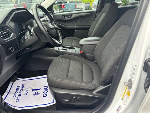 Used 2023 Ford Escape Active FWD image 9