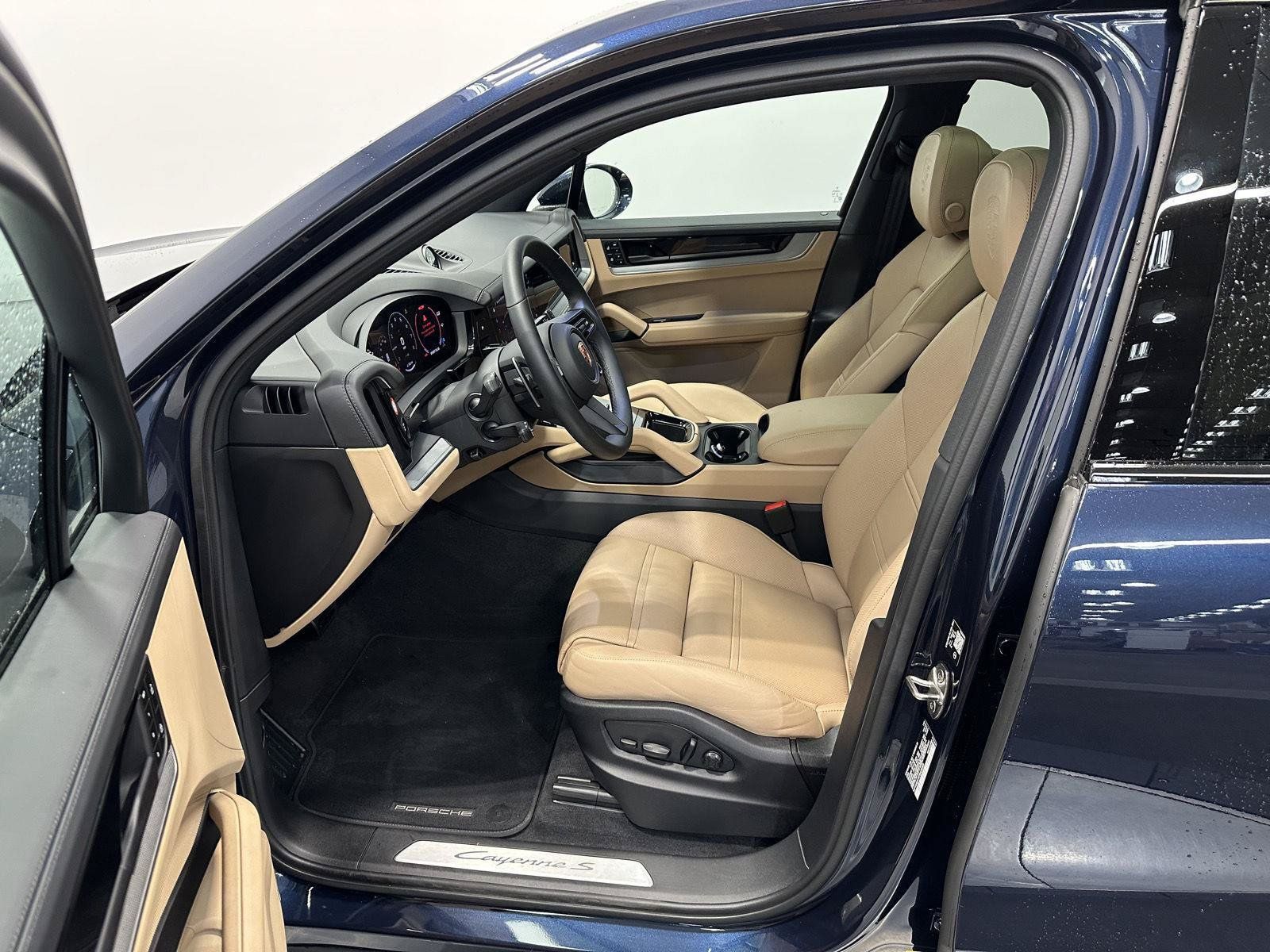 Certified 2026 Porsche Cayenne S AWD/4WD image 16
