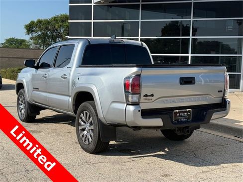 Used 2023 Toyota Tacoma Limited image 5
