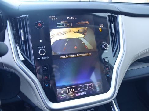 Used 2025 Subaru Outback Premium image 24