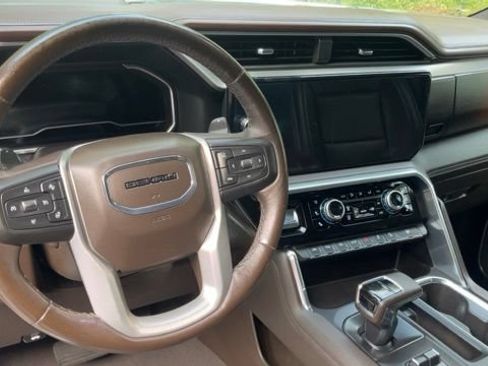 Used 2023 GMC Sierra 1500 Denali w/ Denali Reserve Package AWD/4WD image 6