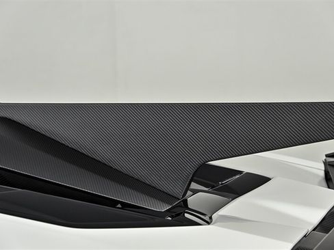 Used 2024 Lamborghini Revuelto AWD/4WD image 30
