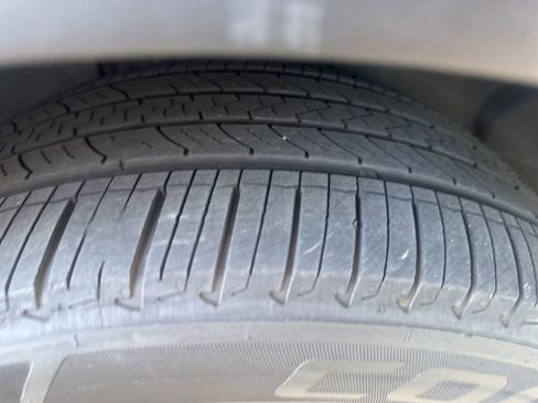 Used 2017 Ford Escape SE image 22