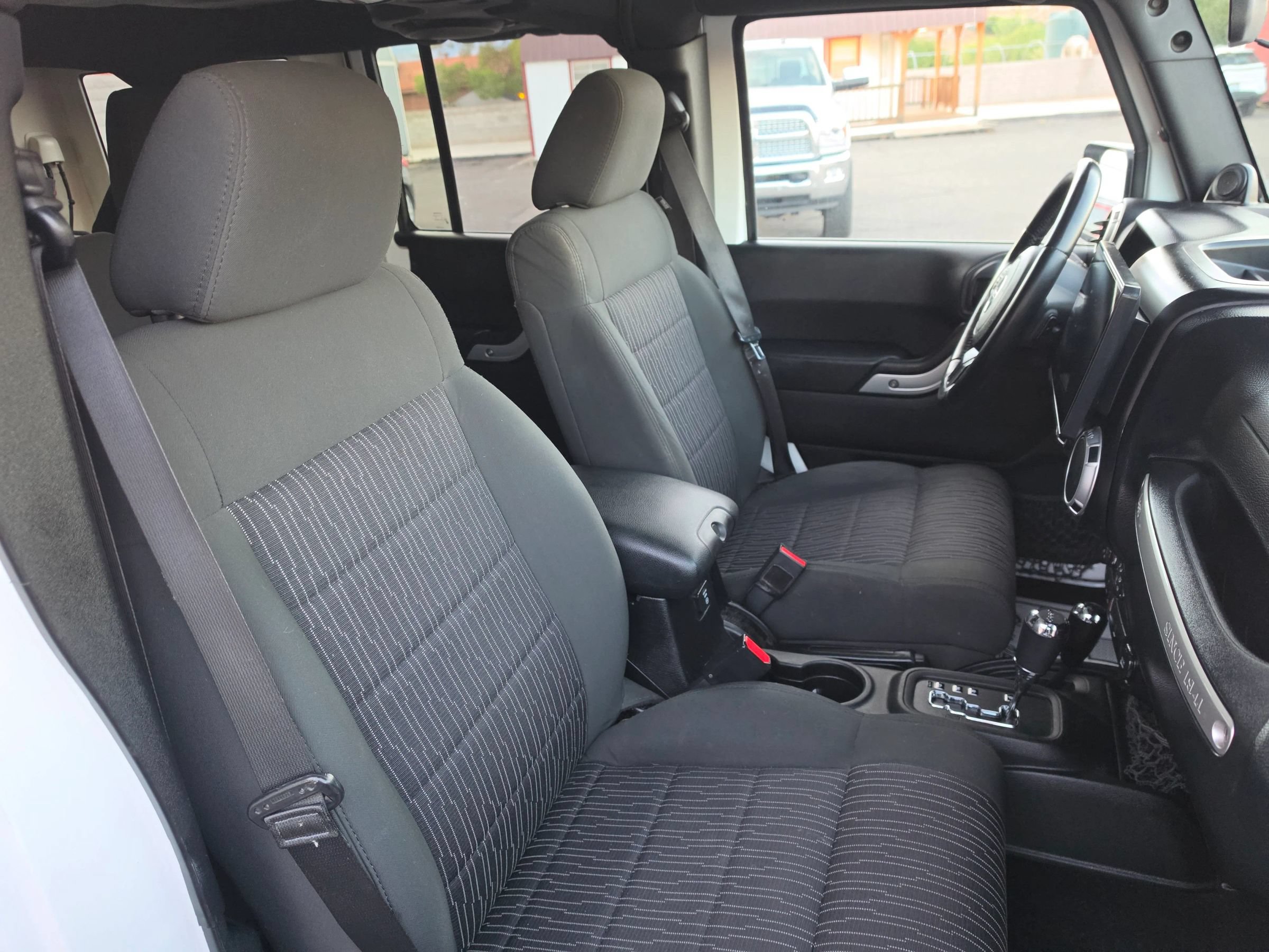 Used 2012 Jeep Wrangler Unlimited Sahara w/ Dual Top Group AWD/4WD image 15