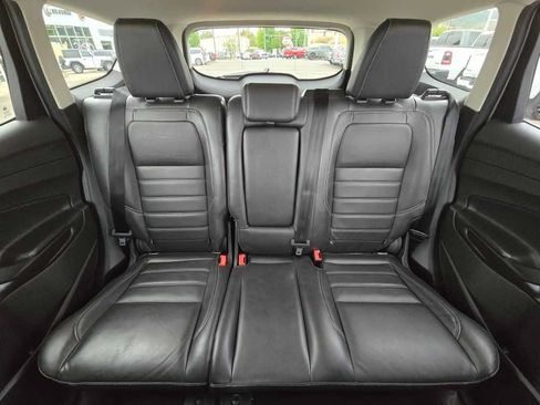 Used 2018 Ford Escape Titanium AWD/4WD image 17
