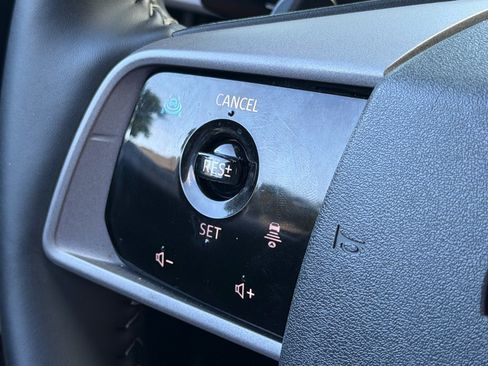 Certified 2025 Nissan Murano SV FWD image 28