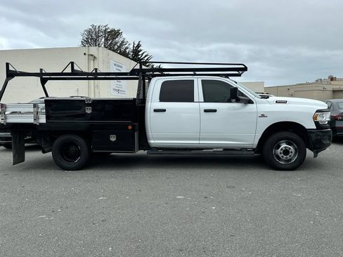 Used 2022 RAM 3500 Tradesman w/ Max Tow Package AWD/4WD image 2