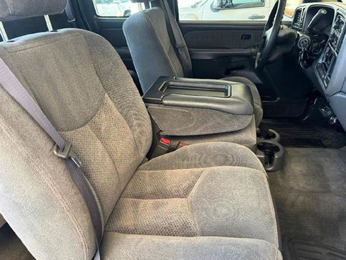 Used 2003 Chevrolet Silverado 2500 LS w/ Skid Plate Package AWD/4WD image 9